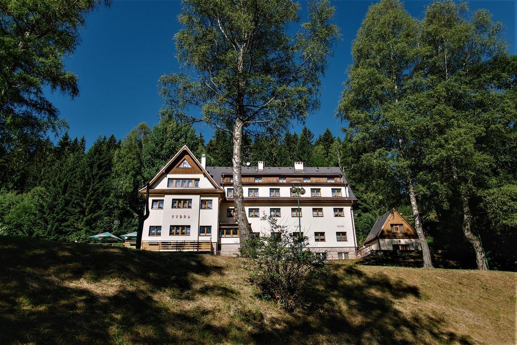 Vydra Hotel Srní Buitenkant foto