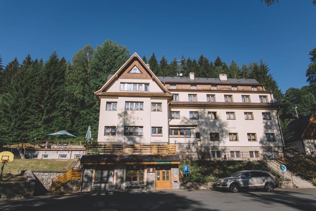 Vydra Hotel Srní Buitenkant foto