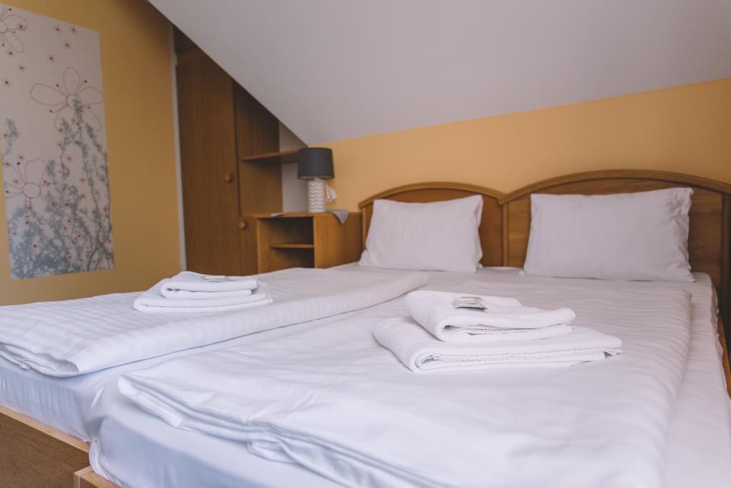 Vydra Hotel Srní Buitenkant foto