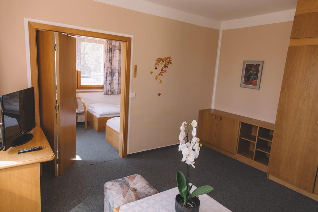 Vydra Hotel Srní Buitenkant foto